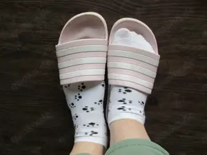 Duftige, verschwitze Sportsocken mit Überraschung