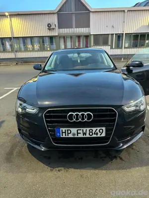 Auto- Audi A5