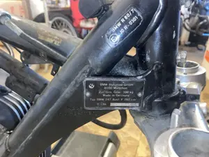 BMW R 80 7 247 - Motorgehäuse, Rahmen und Hauptständer mit Brief Bild 3