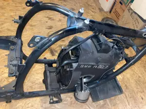 BMW R 80 7 247 - Motorgehäuse, Rahmen und Hauptständer mit Brief Bild 4