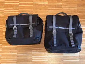 original BMW Motorrad Seitentaschen für R NineT mit Halterungen