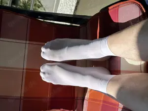 Bin Nylonliebhaber such eine Frau ab 40j. Aus Berlin die auch gern oft Nylons trägt auch beim Sex  Bild 5