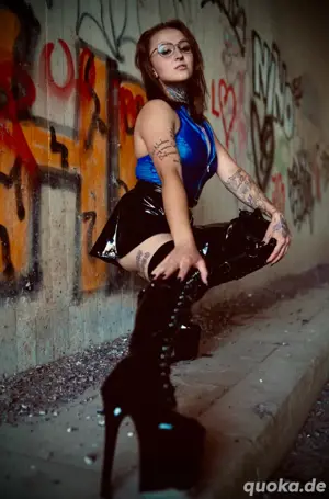 lady venom  Bild 4
