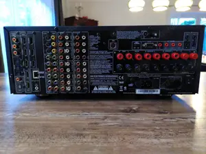 NAD T777 AV-Receiver Bild 4