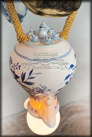 Delft Pferdekopf Wandlampe lebensgroß - Kaffee bei Tante Mathilda - Mixed Media Designstück - Unikat Bild 7