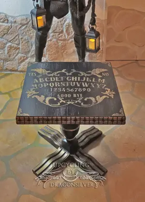 Seance Tisch, Ouija Tisch, Beistelltisch Vintage Stil ,Tabaktisch - unberufen, unbespielt - Unikat Bild 2