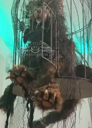 Frankensteins Frankenkitty Igor by Dragonsilver Katzenfigur Katzen Künstlerpuppe in Käfig Bild 5