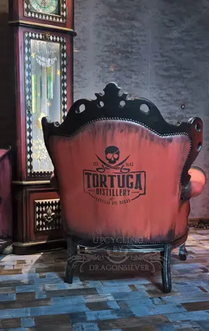 Piraten Barock Sessel Upcycling Unikat Whiskey Pirat kolonial - Unikat Recycling Bild 3