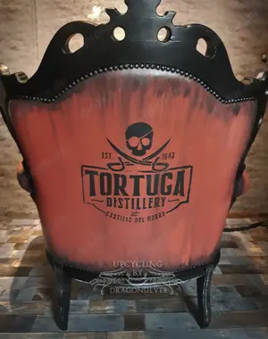 Piraten Barock Sessel Upcycling Unikat Whiskey Pirat kolonial - Unikat Recycling Bild 4