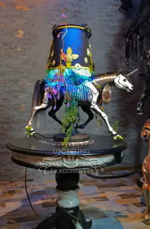 Monokeros - Einhorn Dia de Muertos Tischlampe Einhorn Lampe, Stimmungsleuchte Mixed Media Bild 2