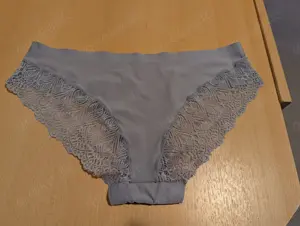 Getragenes Höschen von heißer Milf
