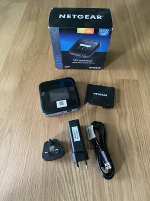 Netgear Nighthawk M6 5G WiFi Mobiler Hotspot-Router (MR6150)