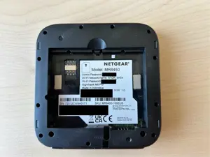 Netgear Nighthawk M6 Pro 5G WiFi 6E Mobiler Hotspot-Router (MR6450) Bild 5