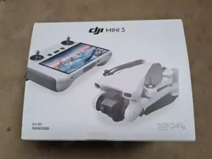 DJI Mini 3 Kameradrohne mit RC Fernsteuerung - neu im Originalkarton