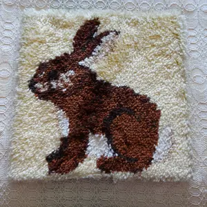 Kinderartikel - Deko - Hase - Bild - handgeknüpft - ca. 38 x 38 cm, zum aufhängen