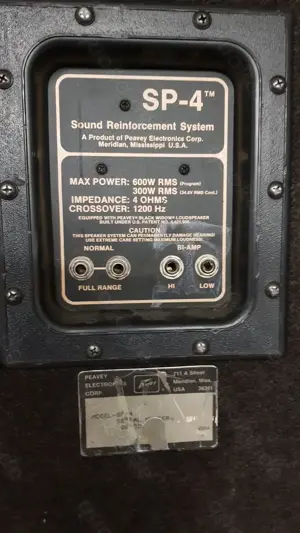 2 Peavy Boxen SP-4 für Band-Auftritte Proberaum zu verkaufen. Inkl. Kabel Bild 4