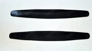 2 NEUE Schutzleisten für Frontschürze in Carbonoptik