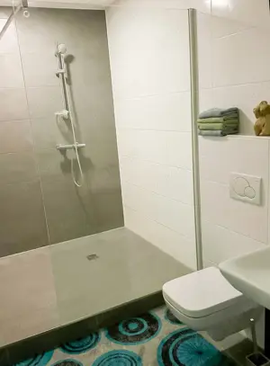 Luxuriöse Zimmervermietung  Rote 9 