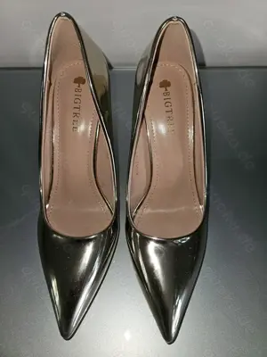 Nagelneu! Goldene High Heels Damen Größe 39 TOP! Klassiker! Neu! Bild 5