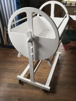 Babywiege Einzelstück