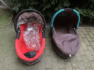 2 baby schalen für quinny kinder wagen