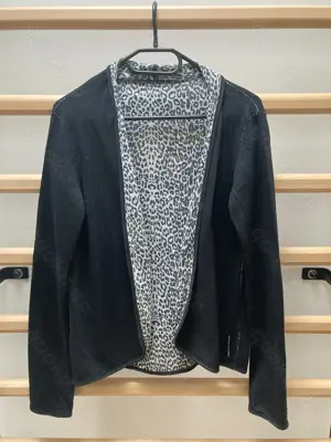 Drycorn Damen-Wende-Strickjacke