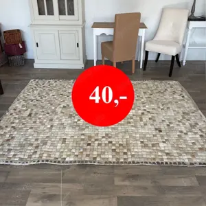 Mosaikteppich aus Kaninchenfell 200 x 200 cm an den Kanten verschmutzt - sonst in einwandfreiem Zust