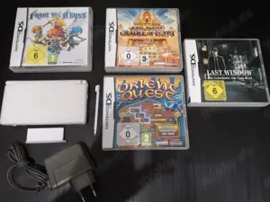 Nintendo DS Lite Konsole im Paket mit 4 Spielen