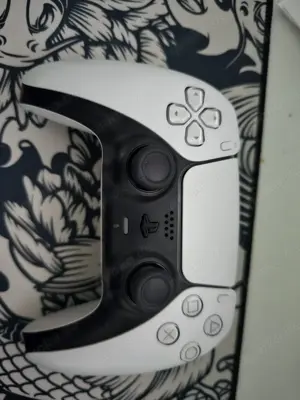 PS5 mit Controller und OVP Bild 2