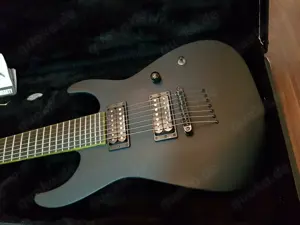 Jackson USA Custom Shop Soloist 7 String Matte Black