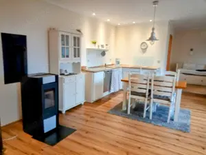Ferienwohnung 48 qm Westerwald Küche Spülmaschine Bad mit Dusche  Bild 5