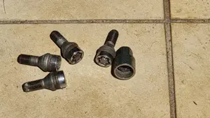 Felgenschlösser für Renault Megane 2 (CC)