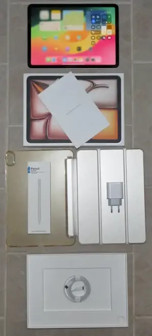 Apple iPad Air 11" 2024 (M2) 256GB Wifi Silber + BT-pencil