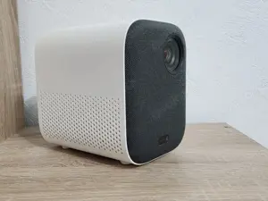 Xiaomi Mi Smart Compact FHD LED Beamer Bild 3