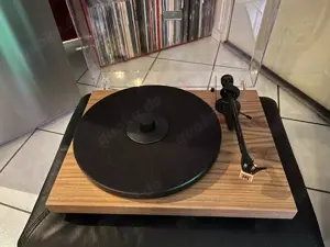 Pro-Ject Carbon EVO Plattenspieler Wallnuss mit Grado Opus 3 MI oder AT VM520eb Bild 2