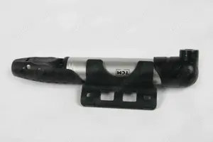 Mini RahmenluftpumpeTCM Fahrrad Teleskop silber m.Rahmen-Cliphalterung