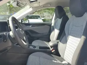 Volkswagen Tiguan S 2025