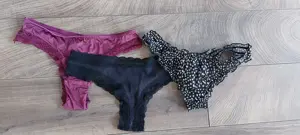 Geile feuchte Slip's  Bild 7