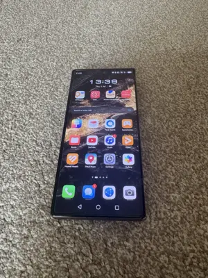 Huawei Mate XT TRI-Fold