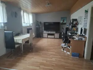 4,5 Zimmer Dachgeschoss Wohnung 790