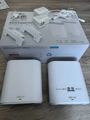 ASUS ExpertWiFi EBM68 AX7800 2er Set Tri-Band WiFi 6 Mesh WiFi System weiß