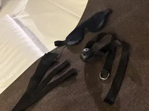 Welche Frau möchte ein Dominanten Mann und in die dark Session eingeweiht werden Bild 2