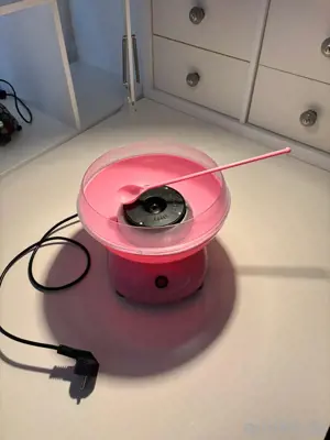 Pinke Zuckerwatten Maschine 