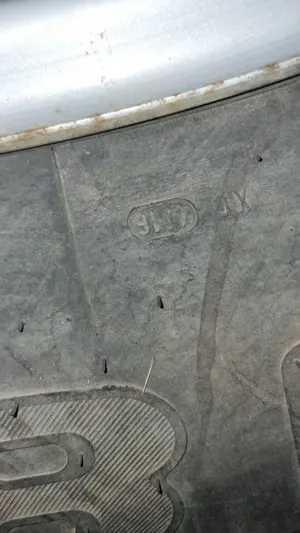 2 Reifen 650 65 R38 TRELLEBORG  TM 800  Bild 4