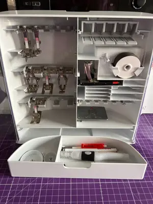 BERNINA 590 Näh- und Stickmaschine inkl. BSR Bild 7
