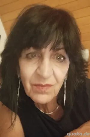 Frau für Dreier 
