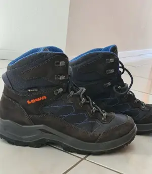 Herrenwanderschuh Lowa Gr. 42,5