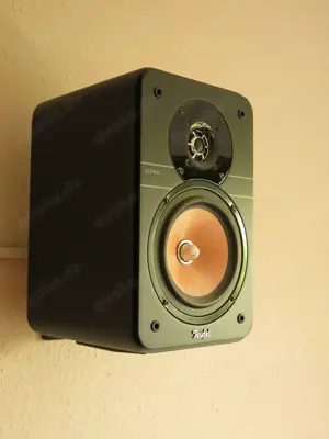 Teufel Heimkino Lautsprecher aus dem Ultima 40 Surround Set: 2 UL 20 Mk3 18 (Schwarz) + Wandhalter