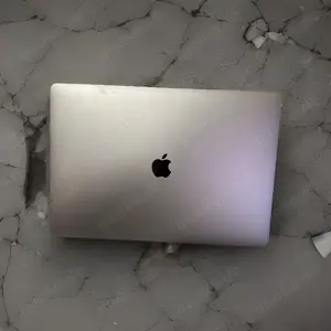 MacBook Pro 2019, i7, 32GB RAM, AMD Pro 5500M 8GB, 1 TB SSD Bild 4