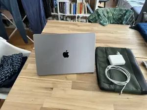 Apple MacBook Pro 16 Zoll (1TB SSD, M1 Max, 3.2 GHz, 32GB) Laptop - Grau Bild 2